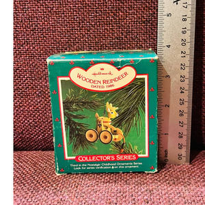 Hallmark Vintage Wooden Reindeer 1986